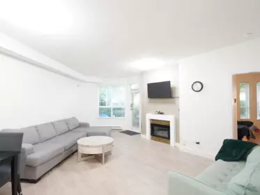 Breakfast Nook Photo of 115 8139 121a Street, Surrey, BC