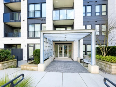 201 9228 Slopes Mews, Burnaby, BC, Burnaby — Apartment/Condo for sale