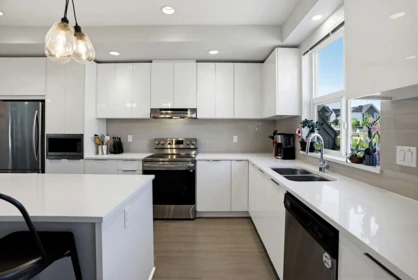 Breakfast Nook Photo of 2104 11295 Pazarena Place, Maple Ridge, BC