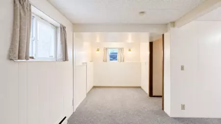 Hallway Photo of 750 Beta Avenue, Burnaby, BC
