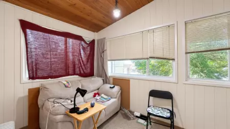 Office / Den Photo of 750 Beta Avenue, Burnaby, BC