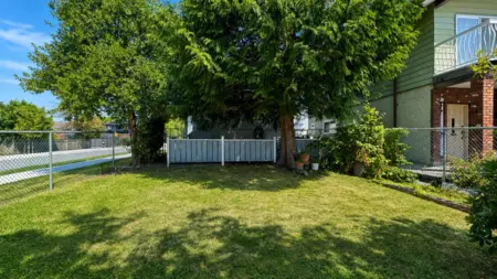 Outdoor Kitchen Photo of 750 Beta Avenue, Burnaby, BC
