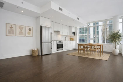 302 2455 Kingsway, Vancouver, BC, Vancouver — Apartment/Condo for sale