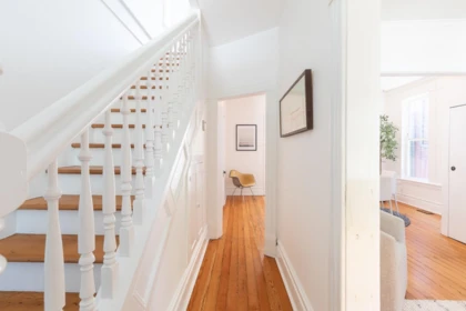 Family Room Photo of 618 Union Street, Vancouver, BC