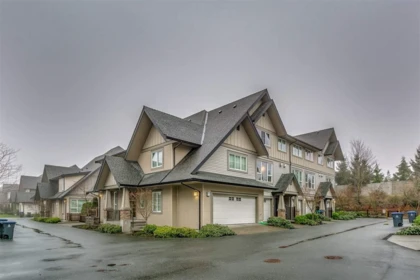 211 2501 161a Street, Surrey, BC, Surrey — Townhouse for sale