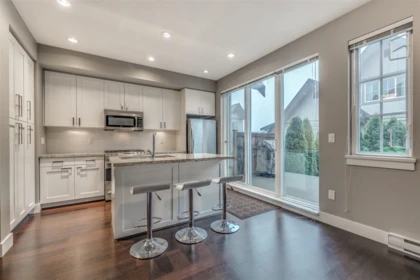 211 2501 161a Street, Surrey, BC, Surrey — Townhouse for sale