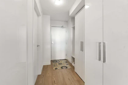 2303 1325 Rolston Street, Vancouver, BC, Vancouver — Apartment/Condo for sale