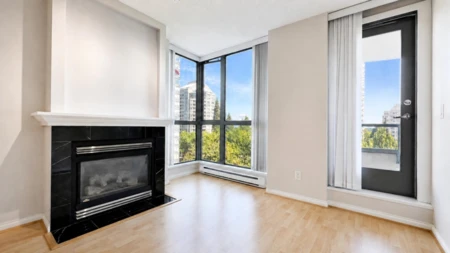 603 4788 Hazel Street, Burnaby, BC, Burnaby — Apartment/Condo for sale