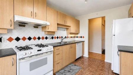 603 4788 Hazel Street, Burnaby, BC, Burnaby — Apartment/Condo for sale