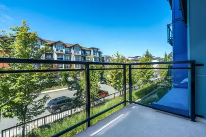 Front Yard Photo of 218 5486 199a Street, Langley, BC