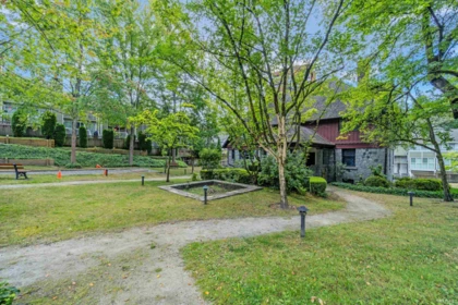 Hot Tub / Spa Photo of 3396 Cobblestone Avenue, Vancouver, BC