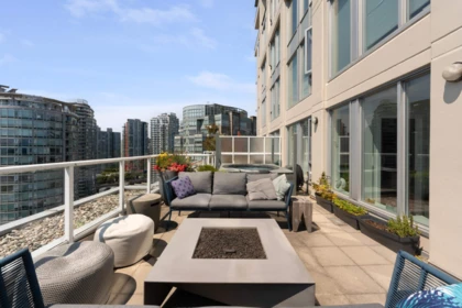 Staircase Photo of 2405 550 Taylor Street, Vancouver, BC