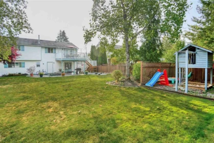 Basement Recreation Room Photo of 6297 172a Street, Surrey, BC