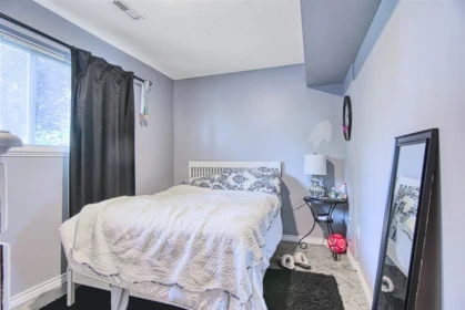 Powder Room Photo of 6297 172a Street, Surrey, BC