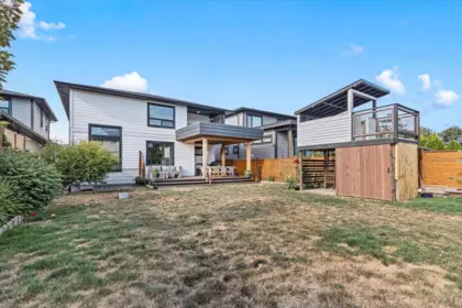 Aerial View of 45912 Bogey Place, Chilliwack, BC
