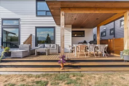 Hot Tub / Spa Photo of 45912 Bogey Place, Chilliwack, BC