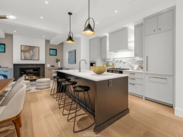 Kitchen Island Photo of 4090 Maple Crescent, Vancouver, BC