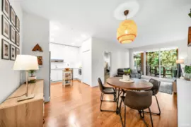 201 5460 Broadway, Burnaby, BC