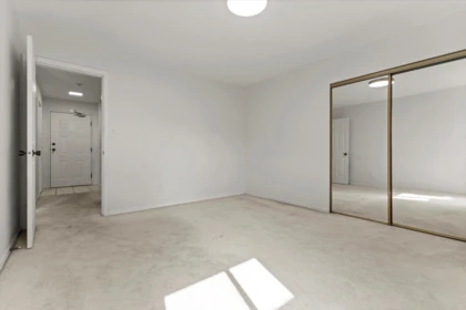 Primary Bedroom Photo of 104 32885 George Ferguson Way, Abbotsford, BC
