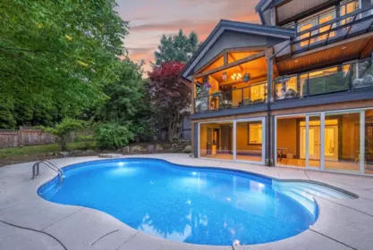 Garden / Landscaping Photo of 14057 28 Avenue, Surrey, BC