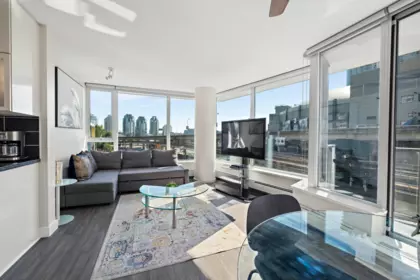 305 689 Abbott Street, Vancouver, BC, Vancouver — Apartment/Condo for sale