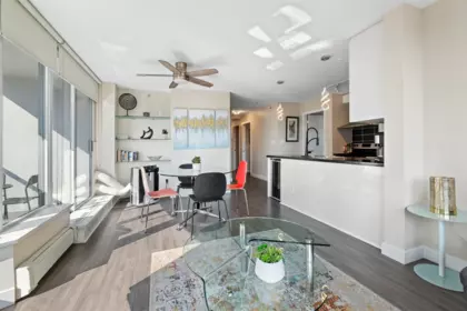 305 689 Abbott Street, Vancouver, BC, Vancouver — Apartment/Condo for sale
