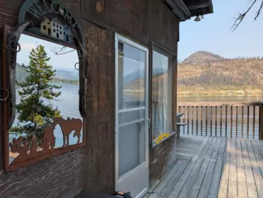 Breakfast Nook Photo of 200 Mills Road, Cadreb Other, BC