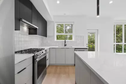 Kitchen Photo of 26 7670 207 Street, Langley, BC