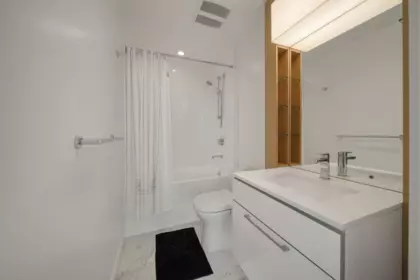 Guest Bathroom Photo of 3705 13438 Central Avenue, Surrey, BC