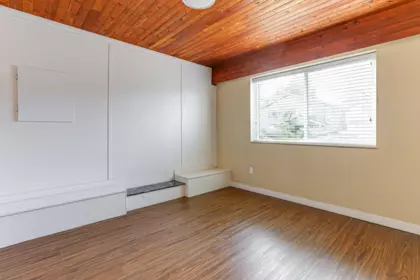 Hallway Photo of 11160 Barkentine Place, Richmond, BC