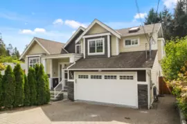 1501 Frederick Road, North Vancouver, BC