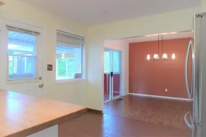 Kitchen Photo of 2124 Topaz Street, Abbotsford, BC