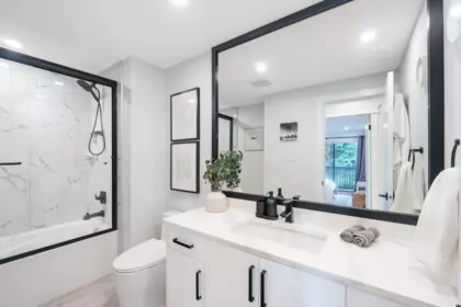Guest Bathroom Photo of 217 7377 Salisbury Avenue, Burnaby, BC