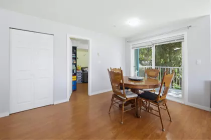 Breakfast Nook Photo of 102 33960 Old Yale Road, Abbotsford, BC