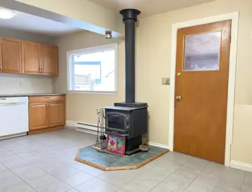 Dining Area Photo of 626 Hudson Bay Street, Hope, BC