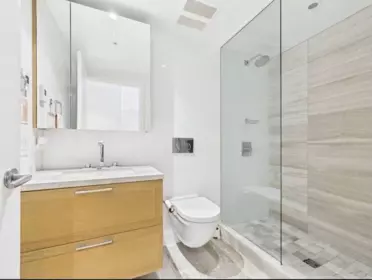 Powder Room Photo of 311 1561 W 57th Avenue, Vancouver, BC