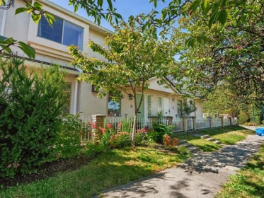 Outdoor Patio Photo of 2803 St. Catherines Street, Vancouver, BC