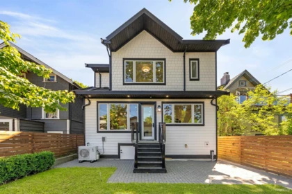 2 683 W 19th Avenue, Vancouver, BC, Vancouver — Half Duplex for sale