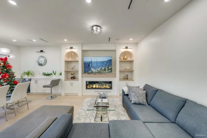 2 683 W 19th Avenue, Vancouver, BC, Vancouver — Half Duplex for sale