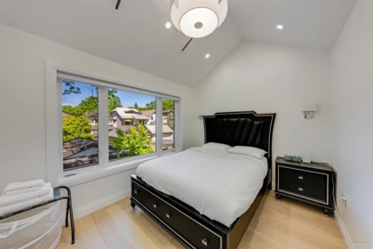 Loft / Bonus Room Photo of 2 683 W 19th Avenue, Vancouver, BC