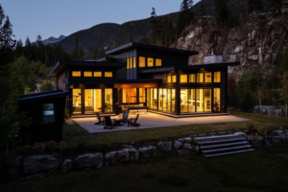 9149 Wedge Creek Rise, Whistler, BC, Whistler — Single Family Residence for sale