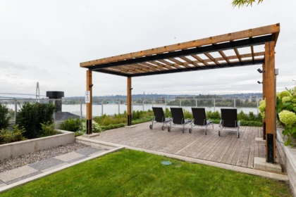 Front Yard Photo of 1704 668 Columbia Street, New Westminster, BC