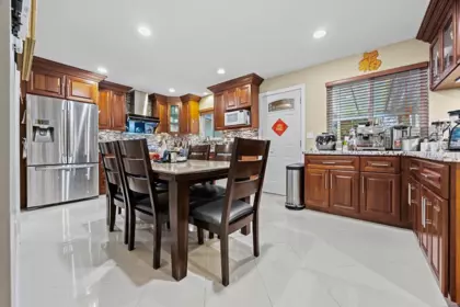 Kitchen Photo of 3152 Lancaster Place, Port Coquitlam, BC