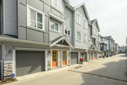 51 20860 76 Avenue, Langley, BC, Langley — Townhouse for sale