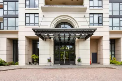 1003 6837 Station Hill Drive, Burnaby, BC, Burnaby — Apartment/Condo for sale