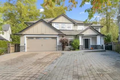 21686 93 Avenue, Langley, BC, Langley — Single Family Residence for sale