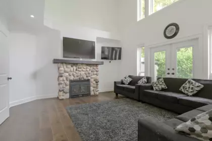 21686 93 Avenue, Langley, BC, Langley — Single Family Residence for sale