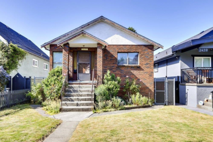 2435 Napier Street, Vancouver, BC, Vancouver — Single Family Residence for sale