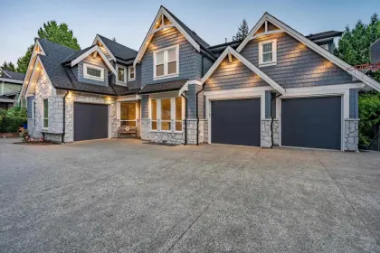 8260 Manson Drive, Burnaby, BC, Burnaby — Single Family Residence for sale
