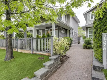 2 1576 Tatlow Avenue, North Vancouver, BC, North vancouver — Townhouse for sale